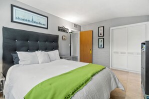 3 chambres, fer et planche à repasser, accès Internet, draps fournis
