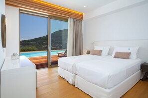 3 Schlafzimmer, Schreibtisch, Bügeleisen/Bügelbrett, Reisekinderbett