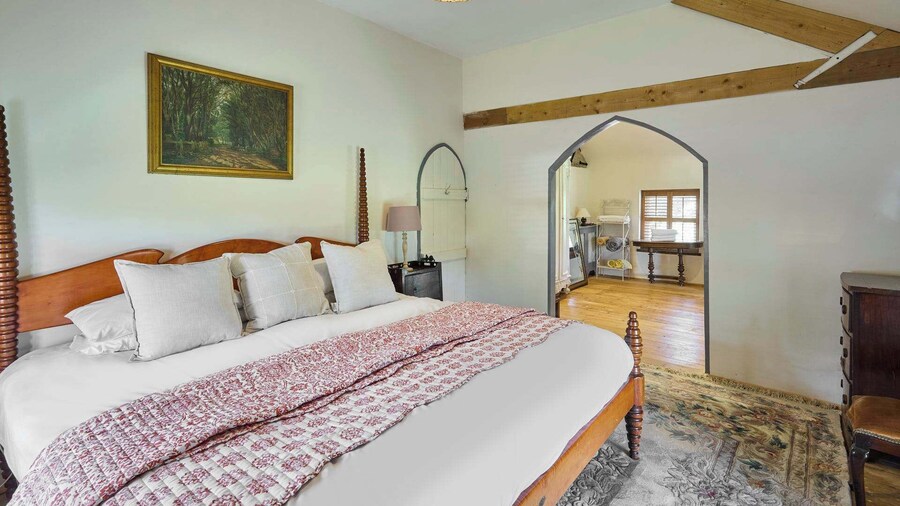 Host Stay The Chapel