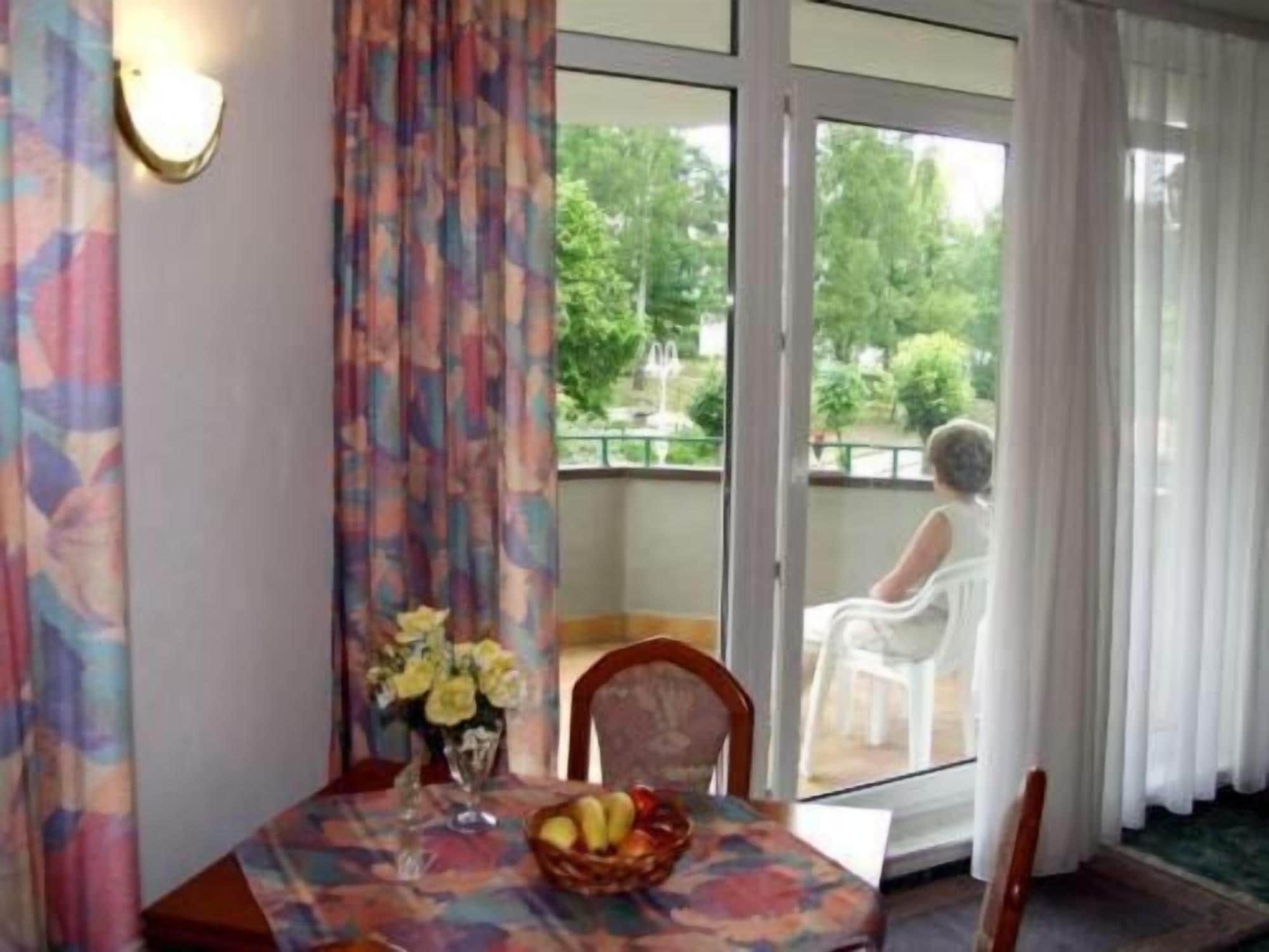 Dineren
