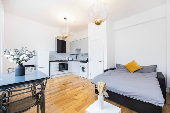 1 bedroom, iron/ironing board, WiFi, bed sheets