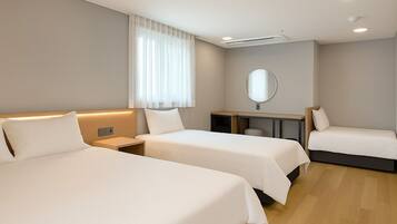 Family Room, Multiple Beds, City View | Free WiFi