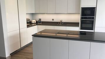 Microwave, oven, dishwasher