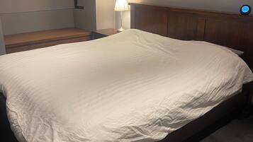 4 chambres, fer et planche Ă  repasser, Wi-Fi, draps fournis