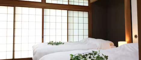 Blackout curtains, iron/ironing board, free WiFi