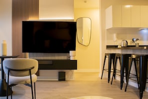 Apartment | 1 bedroom, Internet