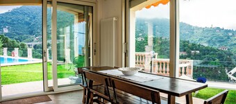 Charming 3-bedroom 4 bathrooms villa with WiFi and AC in beautiful Rapallo