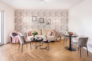 Free WiFi, bed sheets - Apart House A4 (Bielany Wrocławskie)