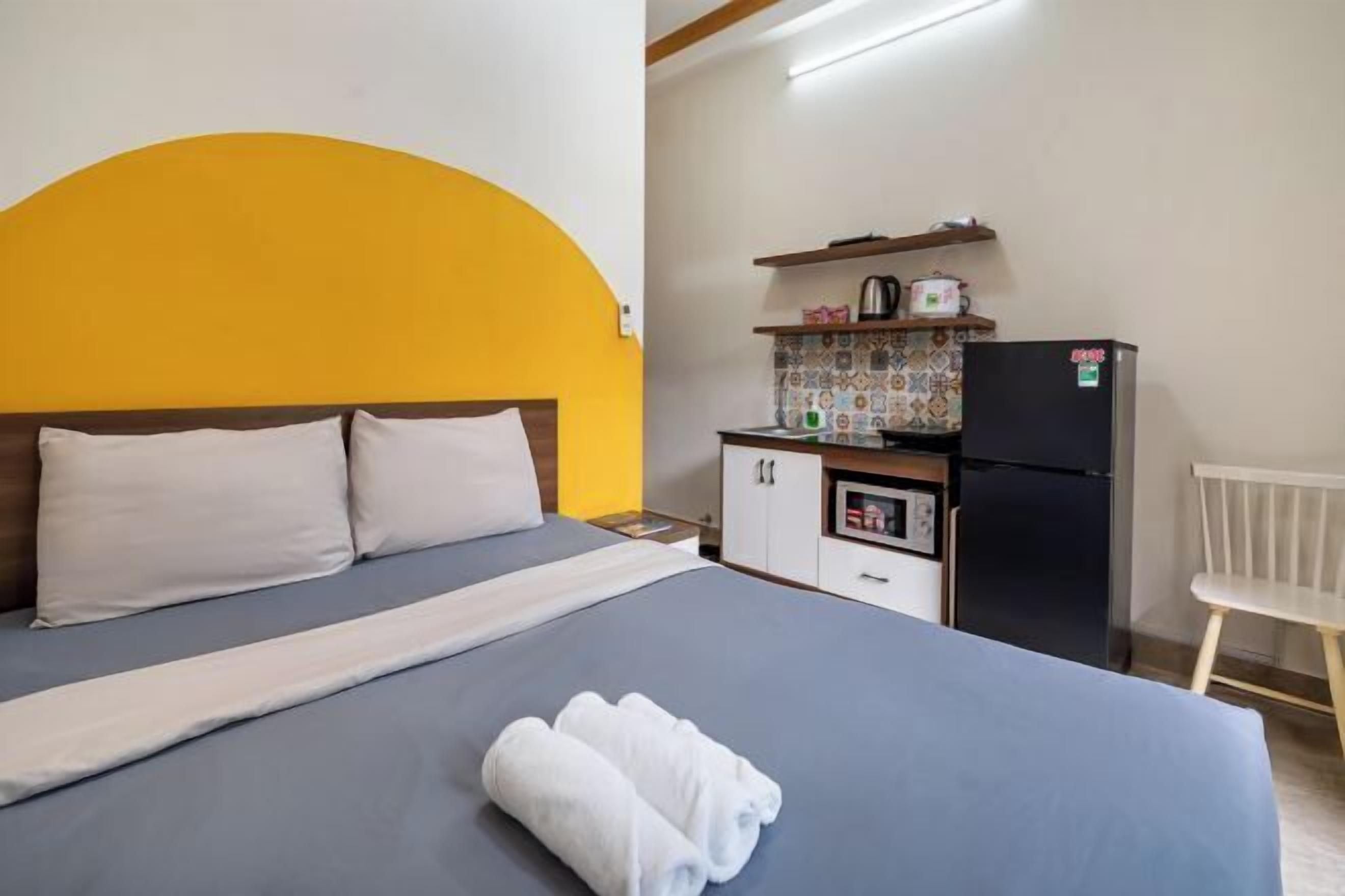 Verdunkelungsvorhänge, kostenloses WLAN, Bettwäsche