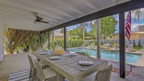 Outdoor dining - Newly remodeled 4-bedroom, 2-bath private compound with pool (La Quinta)
