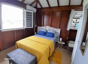 1 chambre, fer et planche à repasser, Wi-Fi gratuit, draps fournis