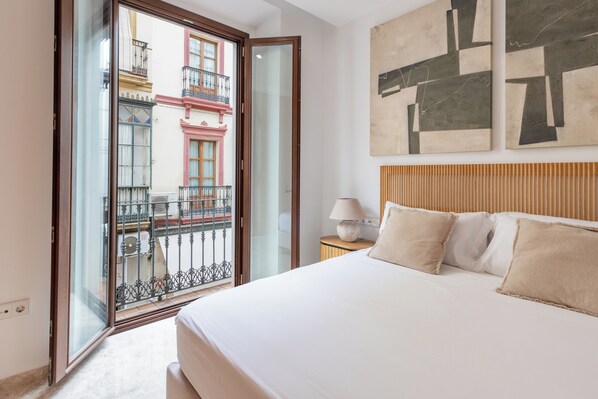 2 bedrooms, WiFi, bed sheets, wheelchair access