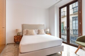 2 bedrooms, WiFi, bed sheets, wheelchair access