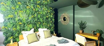 "La Cachette Sauvage" in the heart of Villefranche