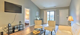 Inviting Poconos Getaway w/ Deck: Ski & Hike!