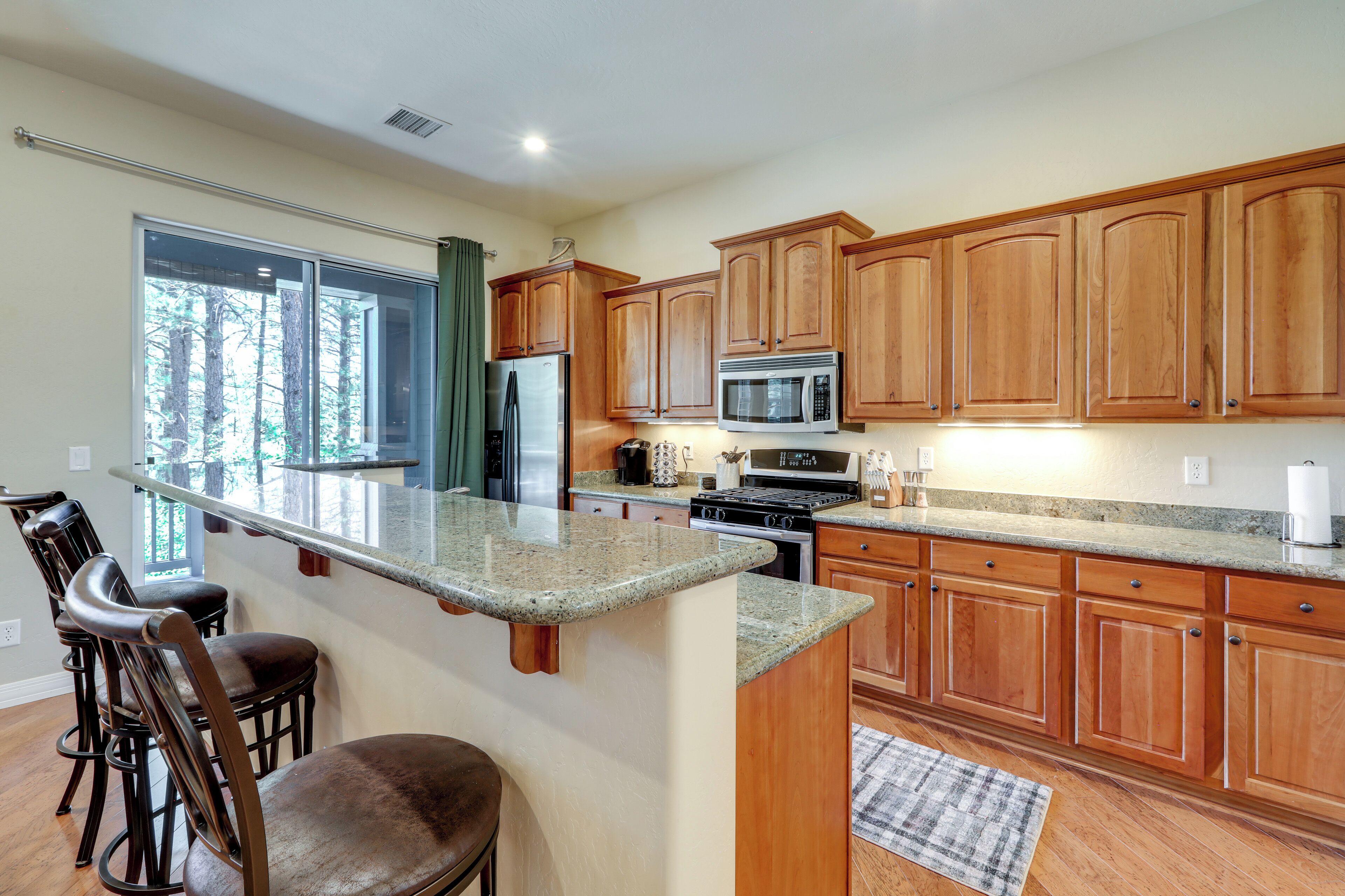 Apartment (2 Bedrooms) | Bahagian dalam