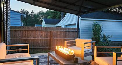 3 Mi to Dtwn Youngstown & Ysu: Family Home w/ Yard