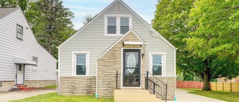 منزل (3 Bedrooms) | واجهة المنشأة