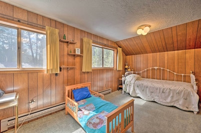 Mccall Rustic Retreat - Walk to Payette Lake!