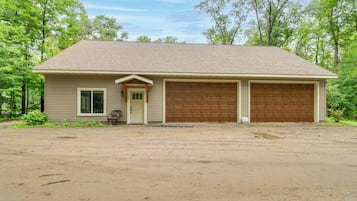 House (3 Bedrooms) | Bahagian dalam