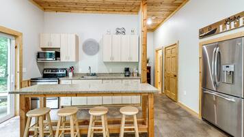 House (3 Bedrooms) | Bahagian dalam