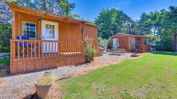 Unclassified image, 1 of 24, button - 1 Mi to Lake Texoma: Cozy Studio w/ Outdoor Space! (Kingston)
