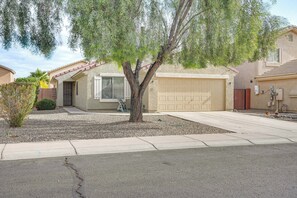 House (4 Bedrooms) | Interior - 6 Mi to State Farm Stadium: Avondale Family Home! (Avondale)