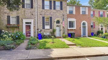 Apartment (1 Bedroom) | Front of property
