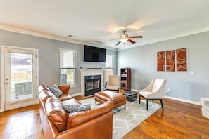 House (5 Bedrooms) | Interior