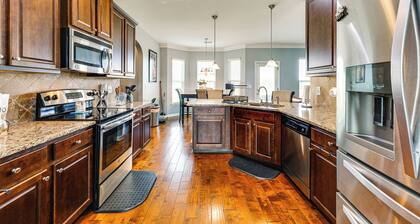 Spacious Family Home w/ Patio in Graniteville!