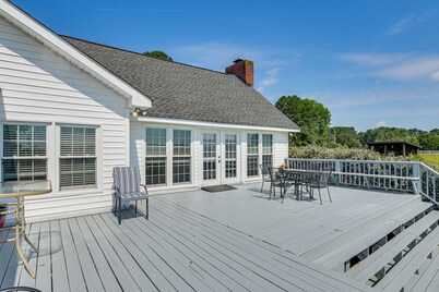 78-acre Retreat Near Campbell U: Fish, Play, Relax