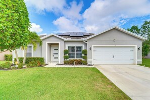 Interior - Home 9 Mi to Dtwn & Fort Pierce Inlet State Park! (Fort Pierce)