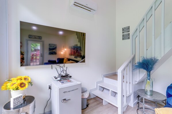 Apartment (0 Bedroom) | Interior