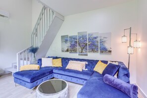 Apartment (0 Bedroom) | Interior