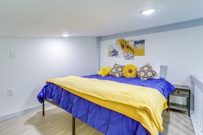 Apartment (0 Bedroom) | Interior