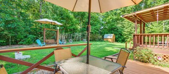 3 Mi to Badin Lake: Quiet New London Retreat