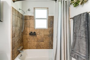 House (1 Bedroom) | Interior - 7 Mi to Dtwn: Apt w/ Spacious Yard in Nashville (Nashville)