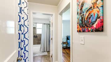 House (1 Bedroom) | Interior