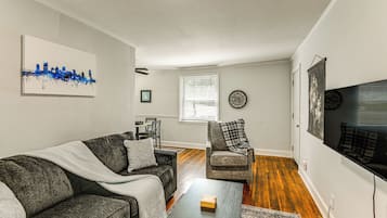 House (1 Bedroom) | Front of property