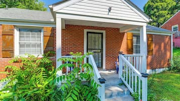 House (1 Bedroom) | Interior