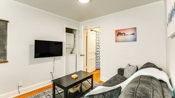 House (1 Bedroom) | Interior