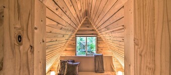 Three Enchanting Riverfront Cabins: Hot Tub Access
