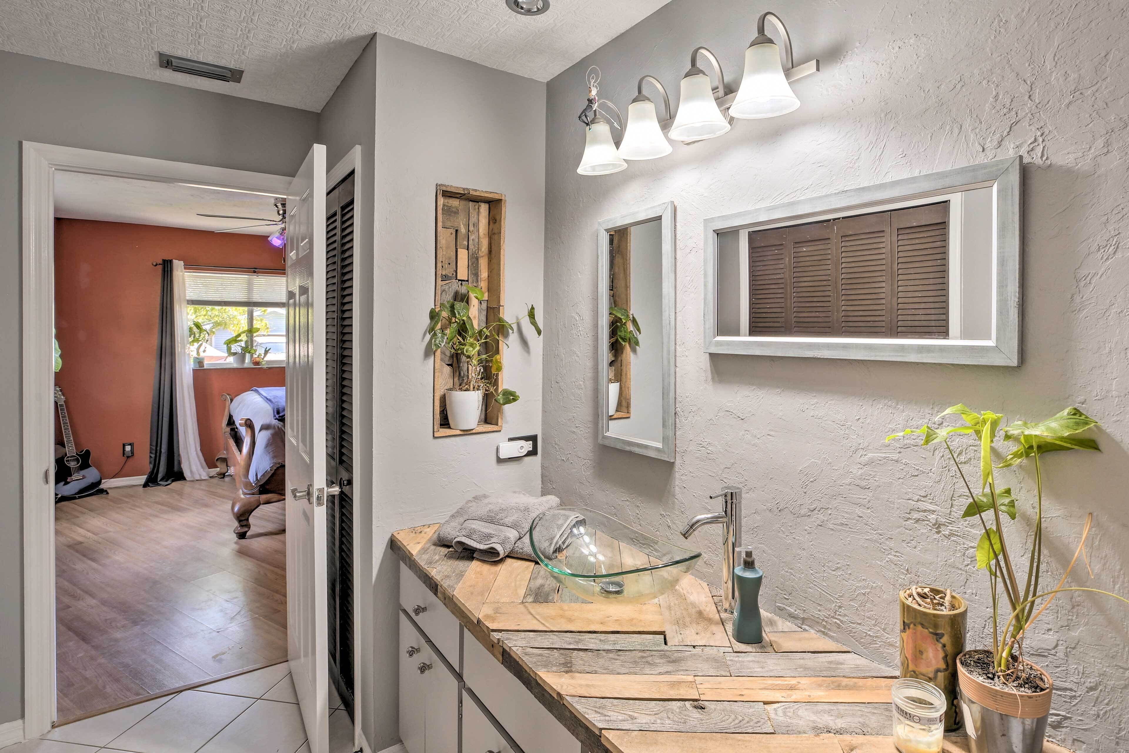 House (2 Bedrooms) | Interior