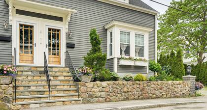 1 Mi to Beach: Manchester-by-the-sea Retreat!