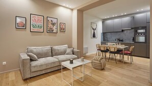 Apartment | Living area - New Apartment Center of Paris (Paris)