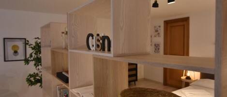 Free WiFi, bed sheets, wheelchair access
