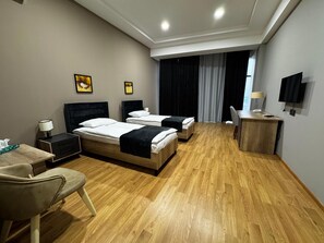 Chambre Standard double, vue sur la ville | AccĂšs au Wi-Fi (inclus)