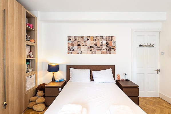 Apartment (Chic Marylebone Central Flat)
