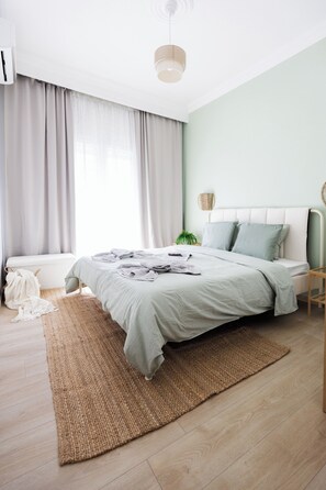 2 chambres, fer et planche à repasser, Wi-Fi, draps fournis