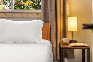 2 عدّة غرف نوم ومكتب ومكواة/لوح كي وواي فاي